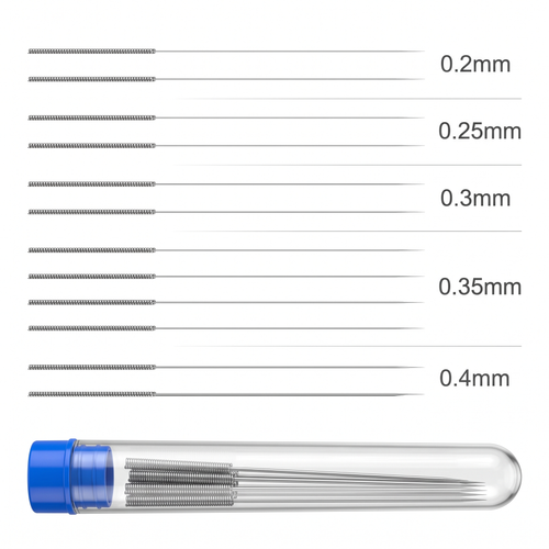Conjunto de 12 agulhas de limpeza para o bico de uma impressora 3D com os diâmetros indicados 0,2, 0,25, 0,3, 0,35 e 0,4 mm e um tubo transparente
